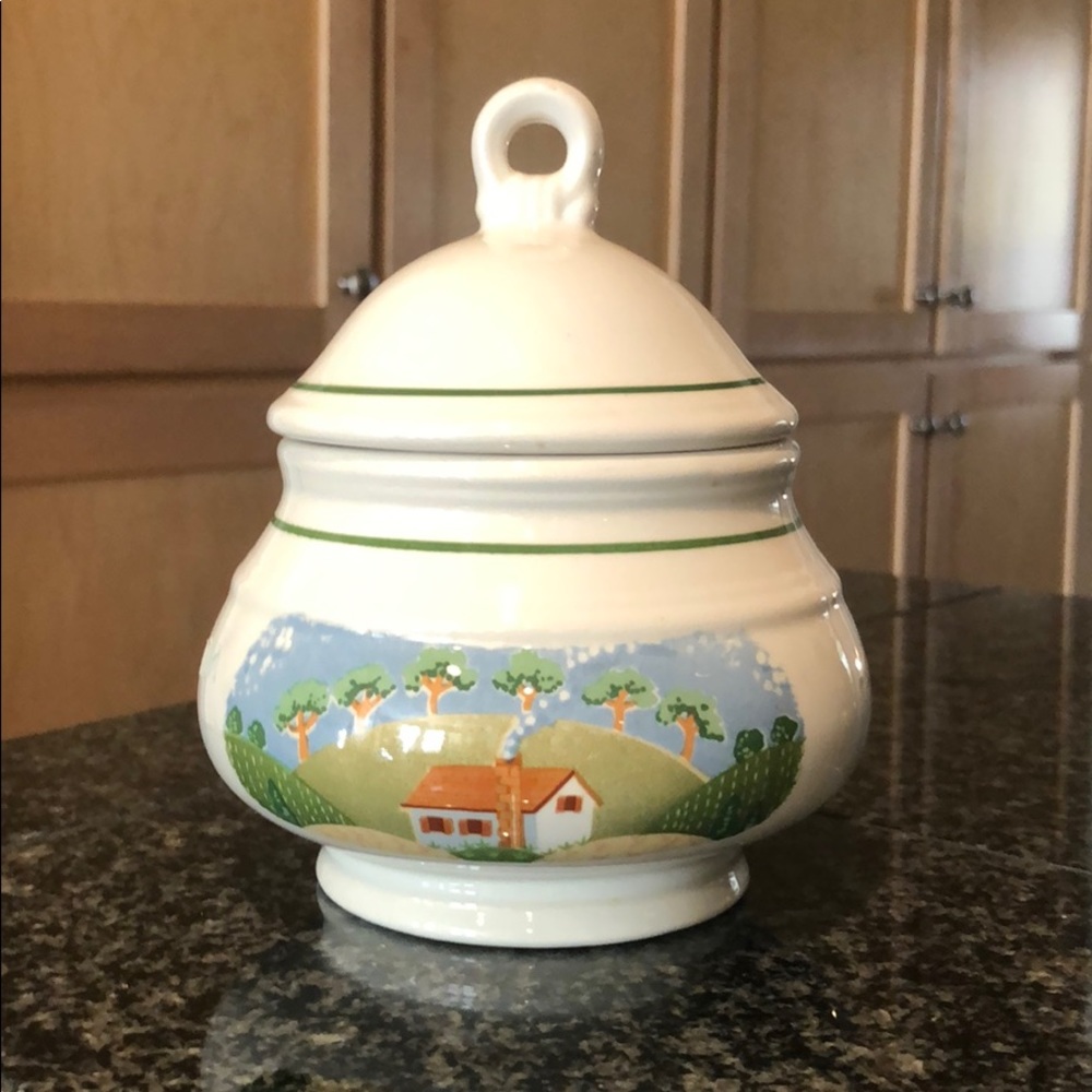 Sangostone country cottage jar, oven safe